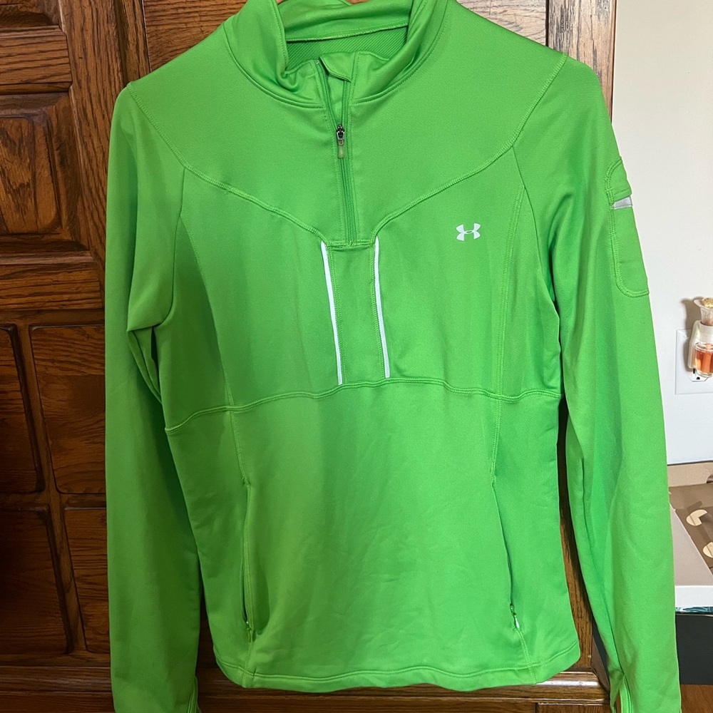 Womens size large under Armour jacket